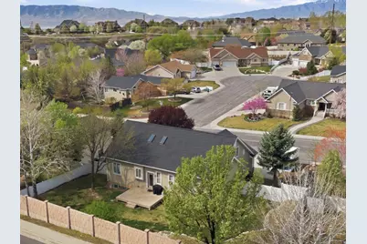 10262 N 3900 W, Cedar Hills, UT 84062 - Photo 35