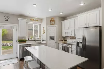 10262 N 3900 W, Cedar Hills, UT 84062 - Photo 7