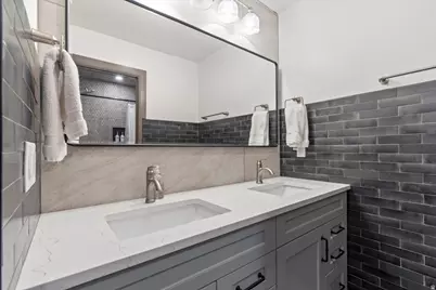 360 N A St E, Salt Lake City, UT 84103 - Photo 49