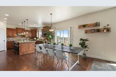 729 W 3275 N, Lehi, UT 84043 - Photo 11