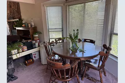 6075 Park Wood Dr, Kearns, UT 84118 - Photo 7
