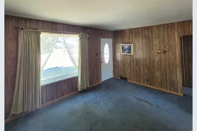 421 Circle Way, East Carbon, UT 84520 - Photo 11