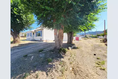 421 Circle Way, East Carbon, UT 84520 - Photo 7