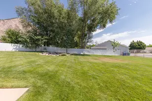 818 N 950 E, Ogden, UT 84404 - Photo 45