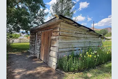 360 N State St, Ferron, UT 84523 - Photo 25