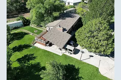 360 N State St, Ferron, UT 84523 - Photo 3