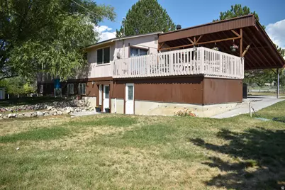 360 N State St, Ferron, UT 84523 - Photo 21