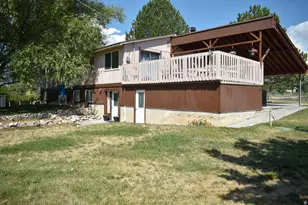 360 N State St, Ferron, UT 84523 - Photo 21