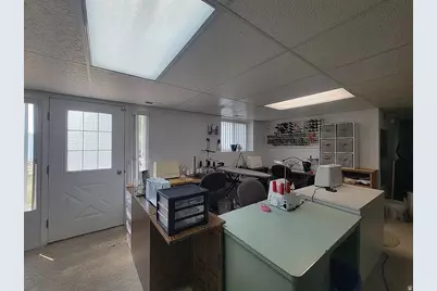 360 N State St, Ferron, UT 84523 - Photo 17