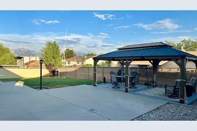 5015 W Niagara Cir S, Salt Lake City, UT 84118 - Photo 15
