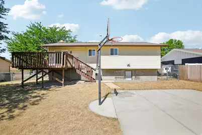 6383 S Lauritzen Dr, Taylorsville, UT 84129 - Photo 27