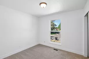 6383 S Lauritzen Dr, Taylorsville, UT 84129 - Photo 11