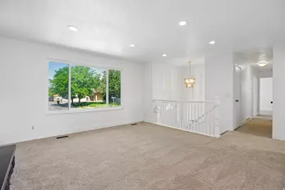 6383 S Lauritzen Dr, Taylorsville, UT 84129 - Photo 9