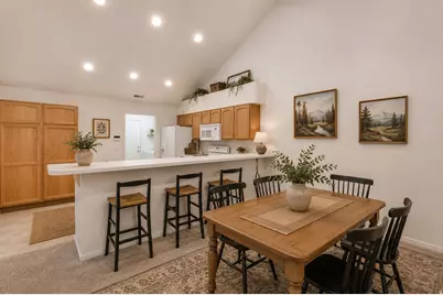 2156 W Jordan Villa Dr #B, West Jordan, UT 84088 - Photo 13