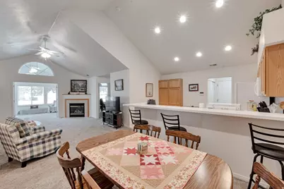 2156 W Jordan Villa Dr #B, West Jordan, UT 84088 - Photo 15