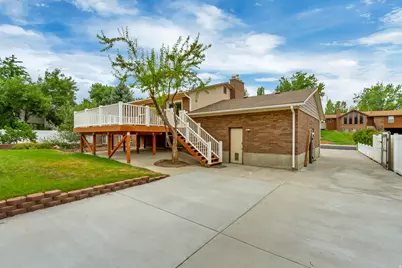 1737 E Sunrise Meadow Dr, Sandy, UT 84093 - Photo 27
