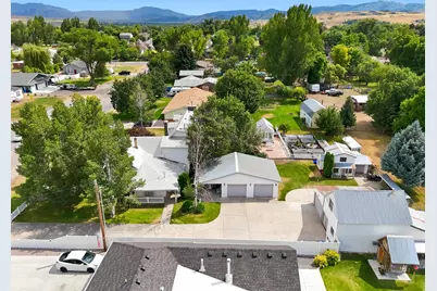 240 S 100 E, Hyrum, UT 84319 - Photo 55
