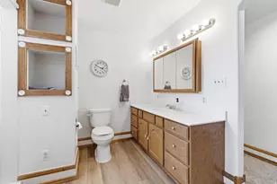 240 S 100 E, Hyrum, UT 84319 - Photo 27