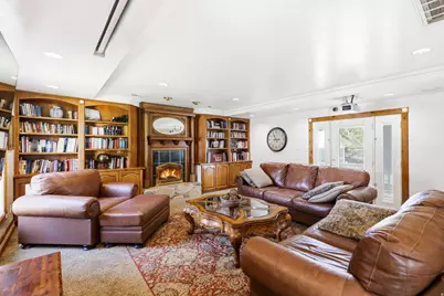 240 S 100 E, Hyrum, UT 84319 - Photo 19