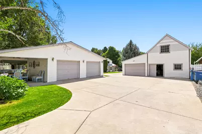 240 S 100 E, Hyrum, UT 84319 - Photo 3