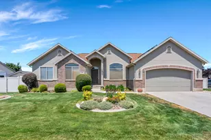 193 E Santa Fe Dr, Springville, UT 84663 - Photo 1