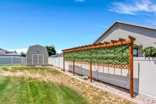193 E Santa Fe Dr, Springville, UT 84663 - Photo 31