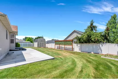 193 E Santa Fe Dr, Springville, UT 84663 - Photo 27