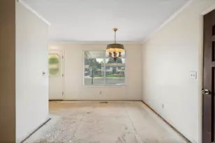 1447 E Hollow Dale Dr, Salt Lake City, UT 84121 - Photo 9
