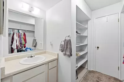 20 W Lester Ave #B26, Murray, UT 84107 - Photo 5