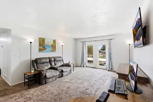 20 W Lester Ave, Murray, UT 84107 - Photo 9