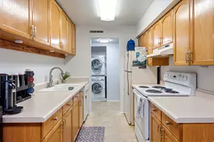 20 W Lester Ave, Murray, UT 84107 - Photo 13