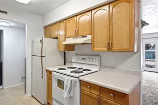 20 W Lester Ave, Murray, UT 84107 - Photo 11