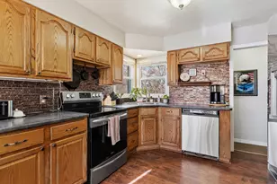 5185 S 2100 W, Roy, UT 84067 - Photo 9