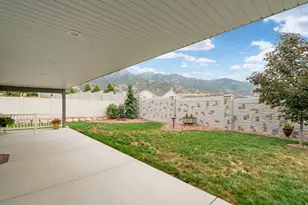 2196 E Valley View Ct N, Layton, UT 84040 - Photo 47