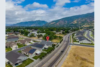 2196 E Valley View Ct N, Layton, UT 84040 - Photo 43