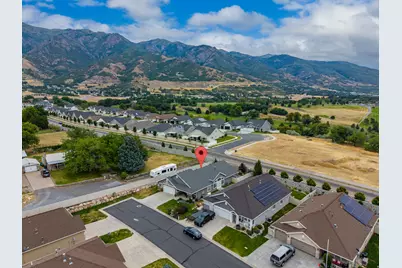 2196 E Valley View Ct N, Layton, UT 84040 - Photo 41