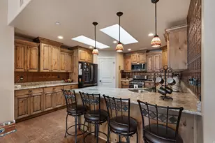 2196 E Valley View Ct N, Layton, UT 84040 - Photo 7