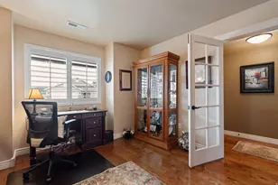 2196 E Valley View Ct N, Layton, UT 84040 - Photo 23