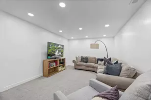 6525 S 2600 E, Cottonwood Heights, UT 84121 - Photo 19