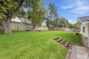 6525 S 2600 E, Cottonwood Heights, UT 84121 - Photo 49
