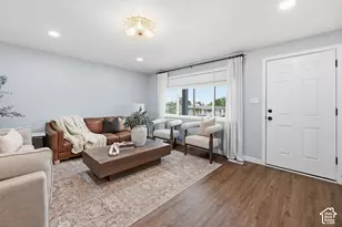 6525 S 2600 E, Cottonwood Heights, UT 84121 - Photo 3