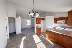14273 S Heartstone Circle, Herriman, UT 84096 - Photo 7