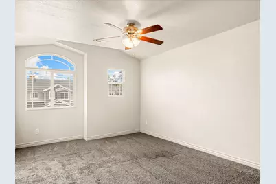 1146 W Excalibur Way, West Haven, UT 84401 - Photo 7