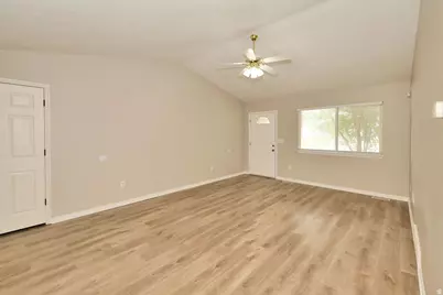 835 N 975 E, Ogden, UT 84404 - Photo 9