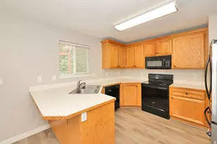 835 N 975 E, Ogden, UT 84404 - Photo 11