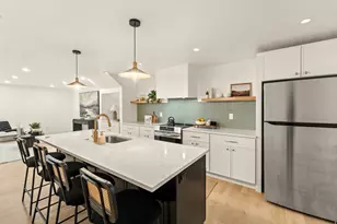 11557 S Sunburn Ln, Sandy, UT 84094 - Photo 61