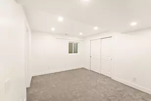 11557 S Sunburn Ln, Sandy, UT 84094 - Photo 53