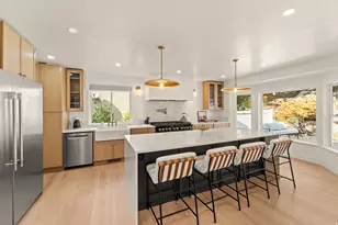 11557 S Sunburn Ln, Sandy, UT 84094 - Photo 17