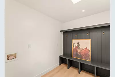 11557 S Sunburn Ln, Sandy, UT 84094 - Photo 41