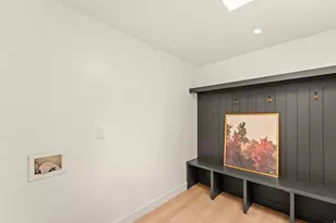 11557 S Sunburn Ln, Sandy, UT 84094 - Photo 41